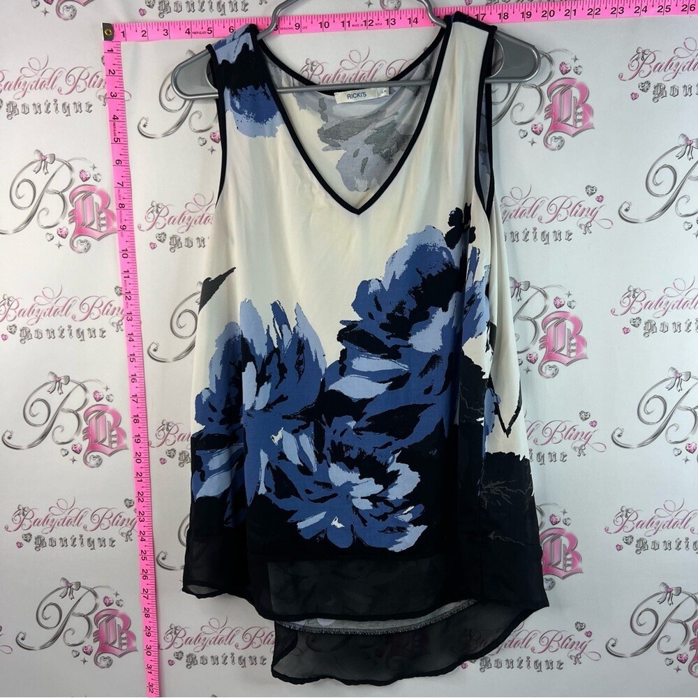 Ricki’s tank top flowers floral Cato Blue Floral V-Neck Sleeveless Blouse